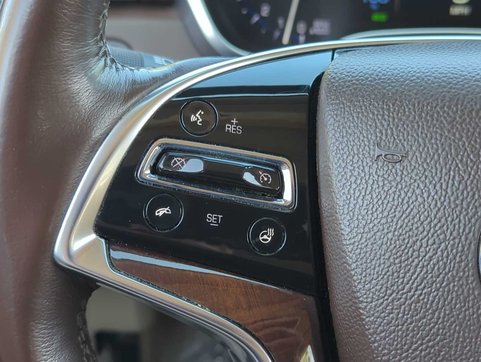 Thumbnail: 2016 Cadillac SRX - 25
