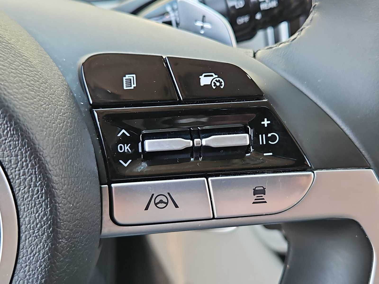 Thumbnail: 2023 Hyundai Tucson - 23