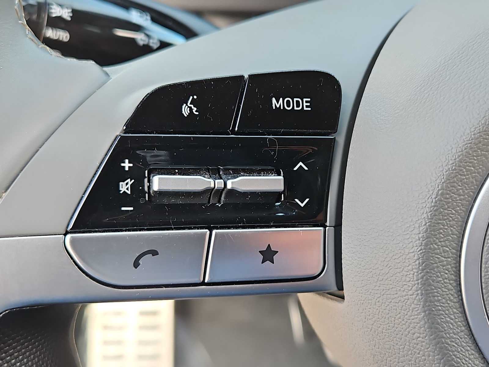 Thumbnail: 2025 Hyundai Elantra - 23