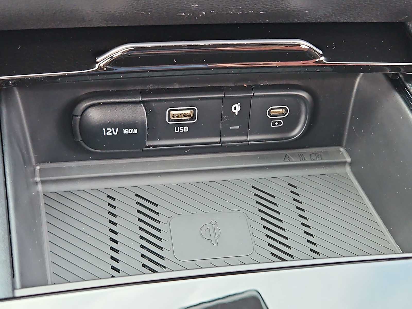 Thumbnail: 2024 Kia Sportage - 32