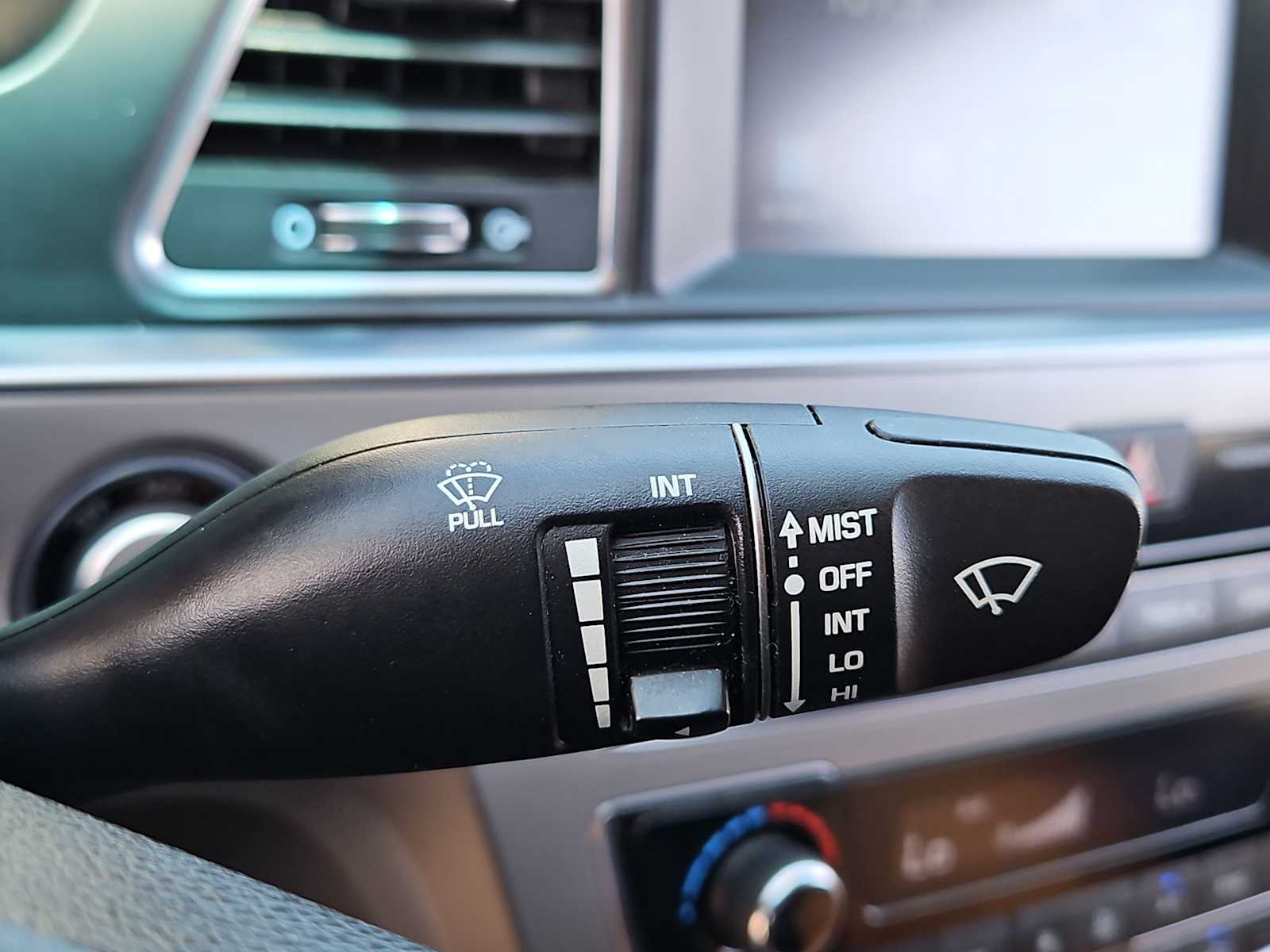 Thumbnail: 2016 Hyundai Sonata - 25