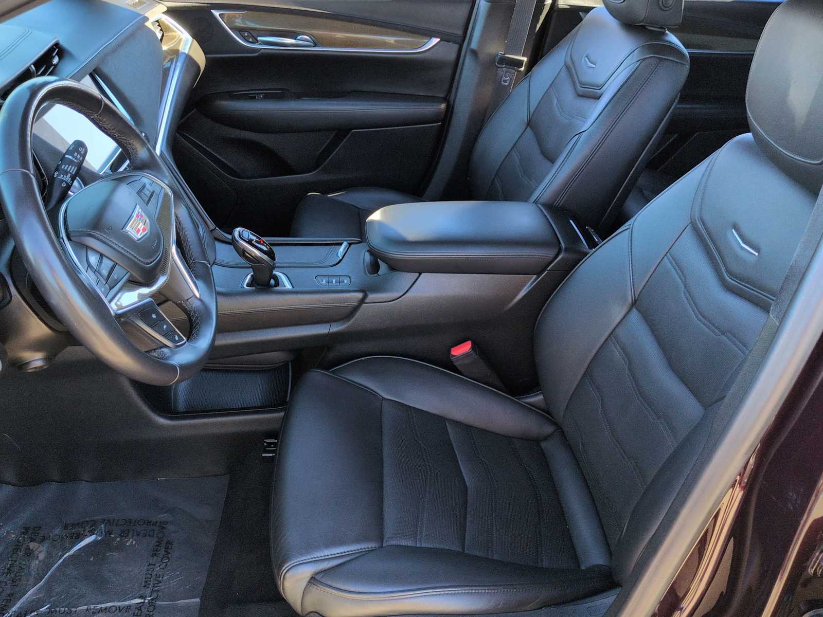 Thumbnail: 2018 Cadillac XT5 - 17