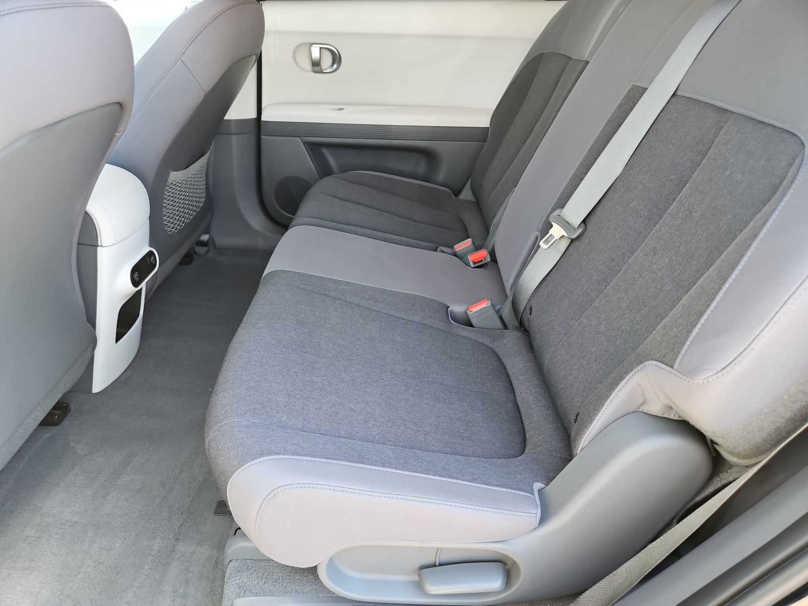 Thumbnail: 2024 Hyundai Ioniq 5 - 19