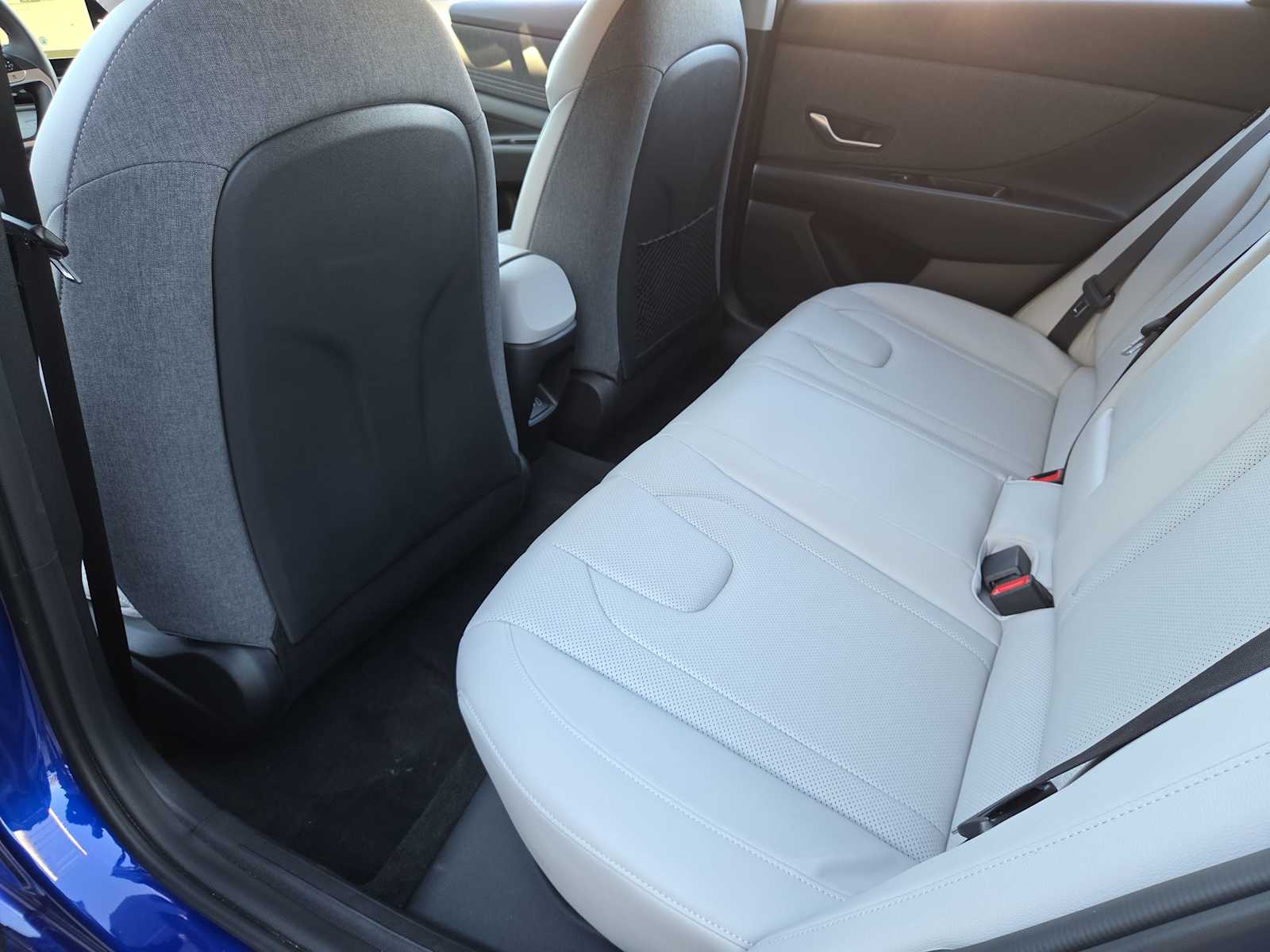 Thumbnail: 2025 Hyundai Elantra - 18