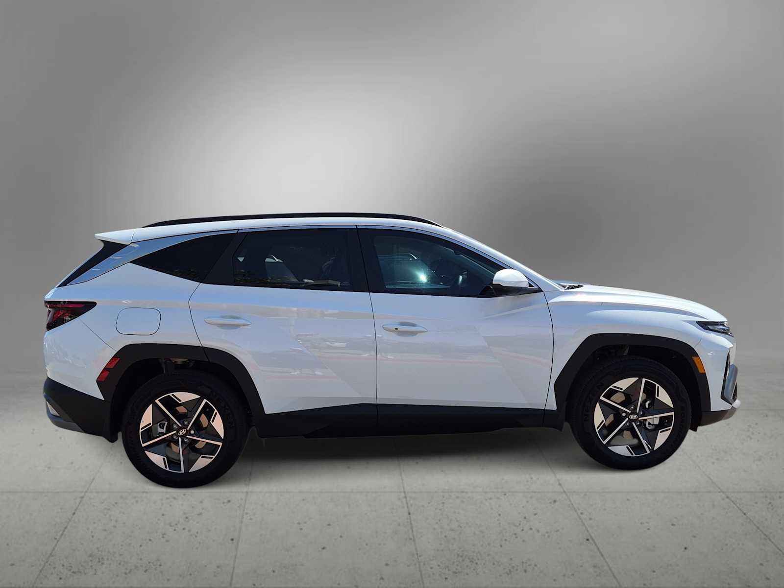 Thumbnail: 2026 Hyundai Tucson - 9