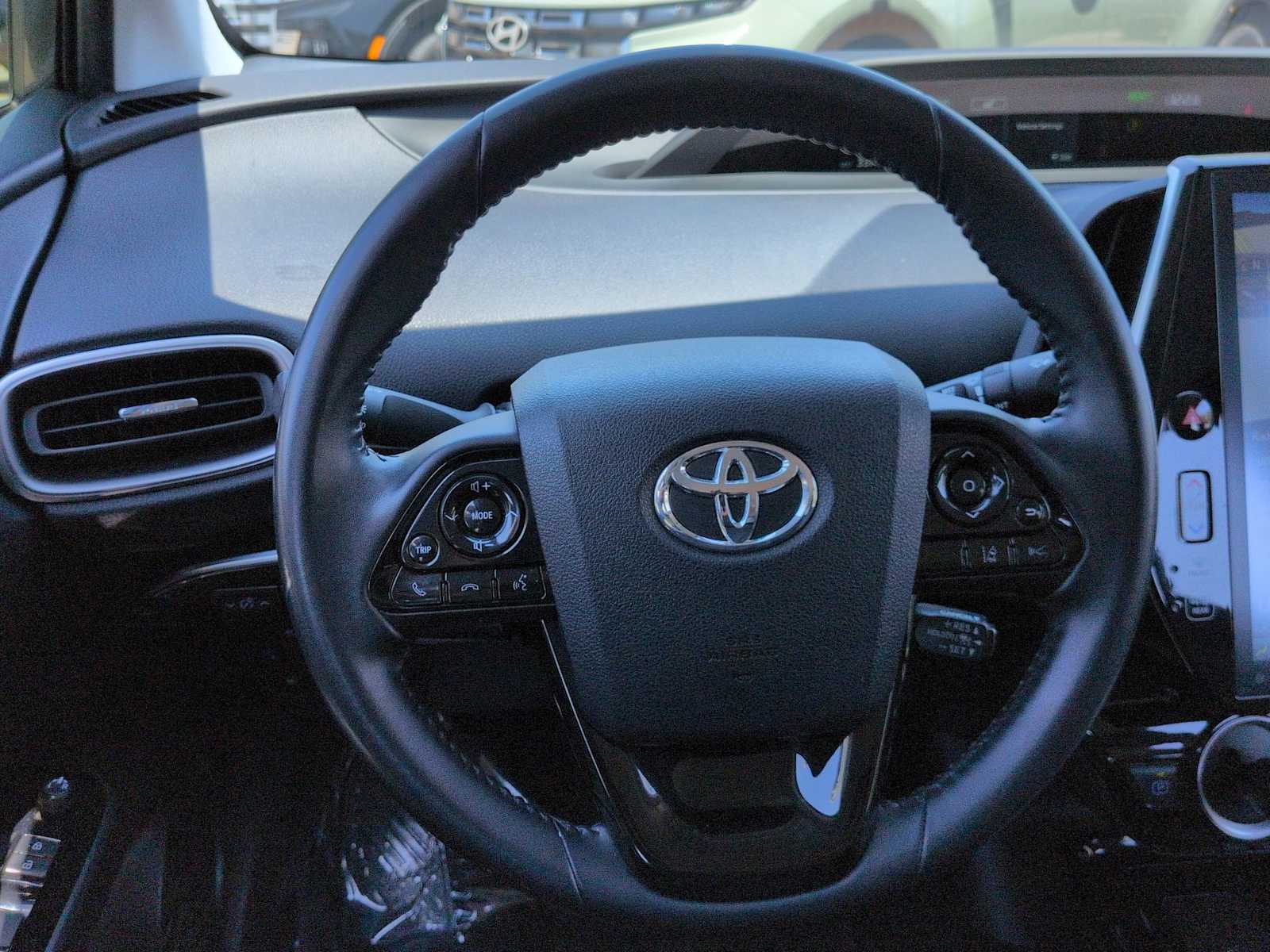 Thumbnail: 2021 Toyota Prius Prime - 22