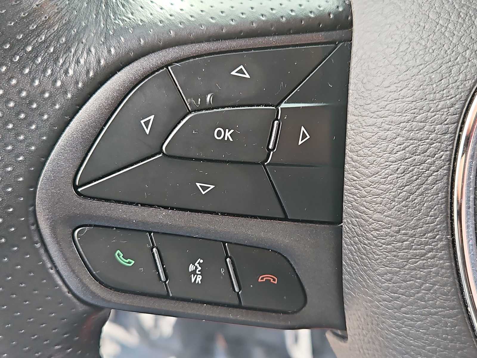 Thumbnail: 2021 Dodge Durango - 24