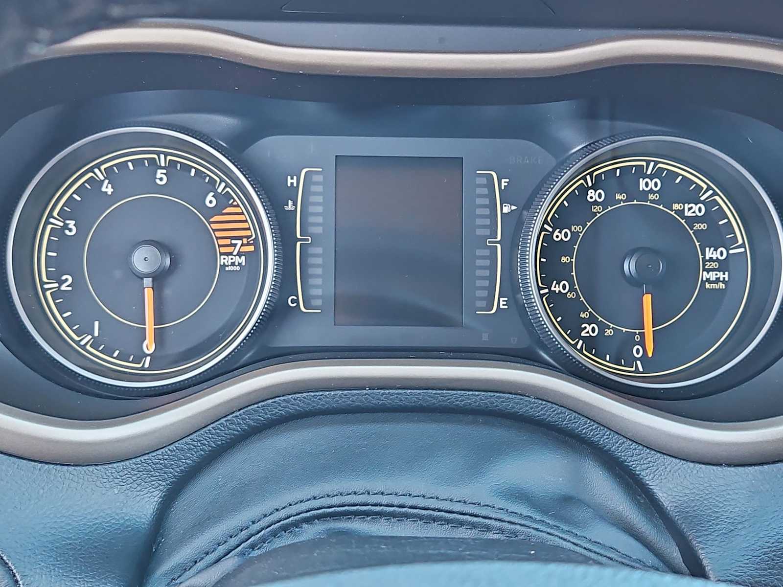 Thumbnail: 2017 Jeep Cherokee - 34