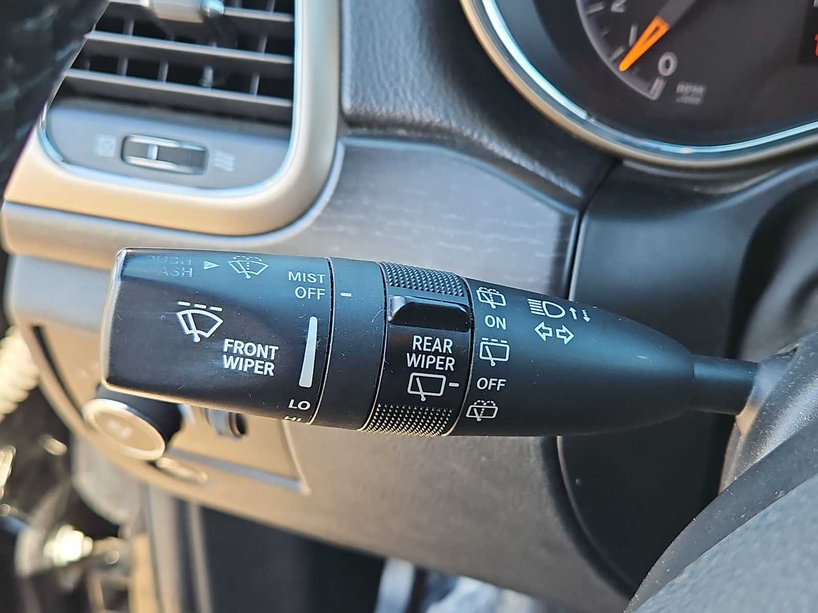 Thumbnail: 2014 Jeep Grand Cherokee - 26