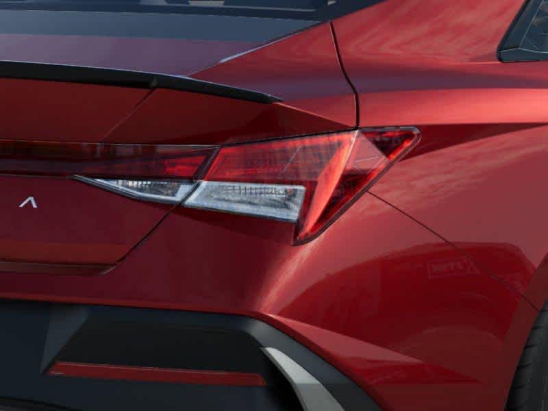2025 Hyundai Elantra Sport 10
