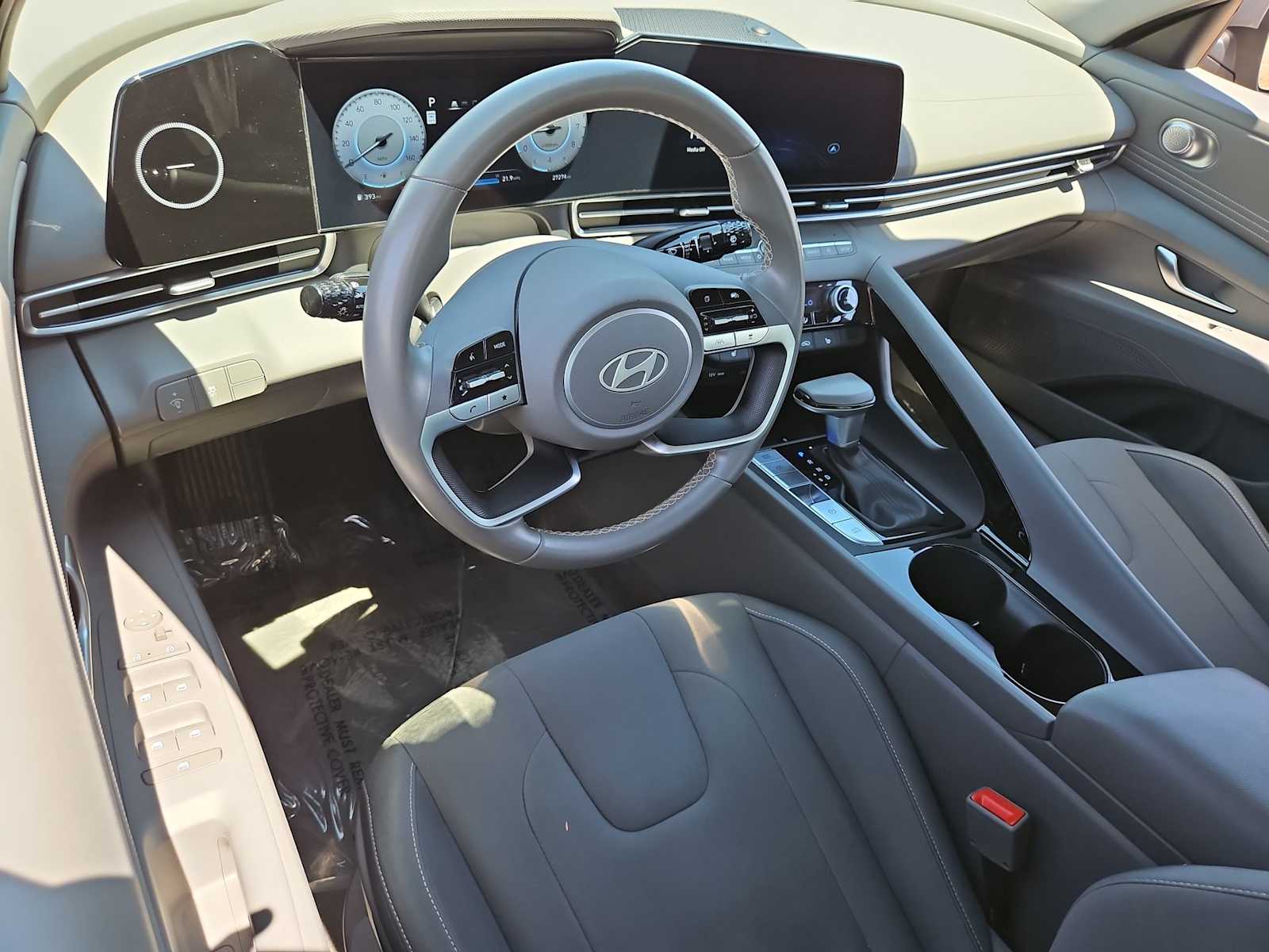 Thumbnail: 2025 Hyundai Elantra - 10
