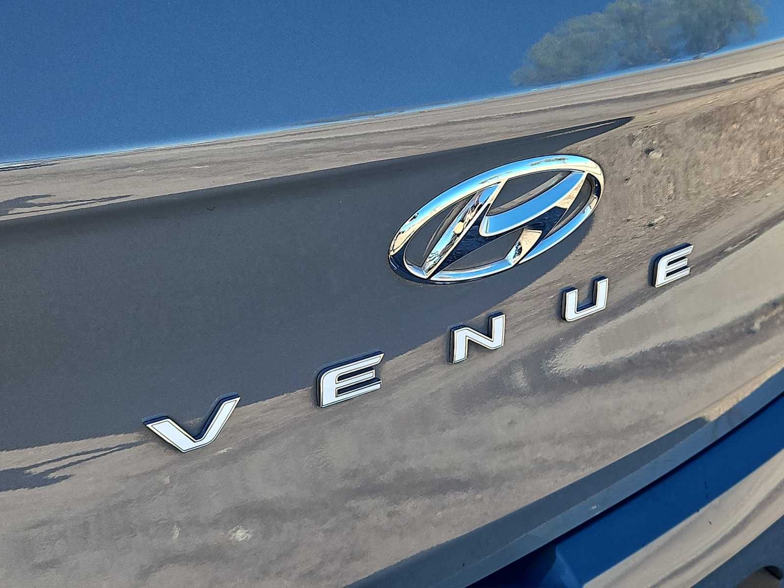 Thumbnail: 2023 Hyundai Venue - 13