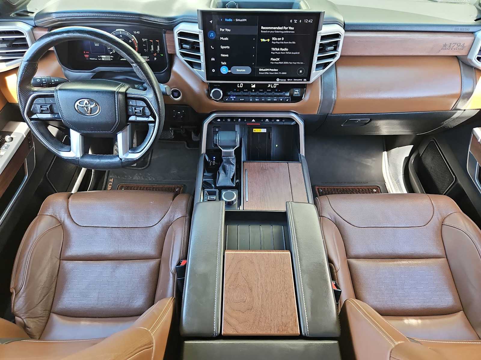 Thumbnail: 2022 Toyota Tundra - 14