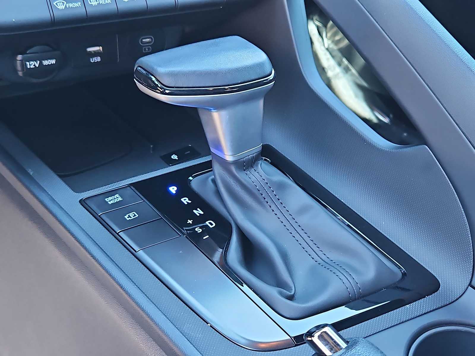 Thumbnail: 2025 Hyundai Elantra - 31