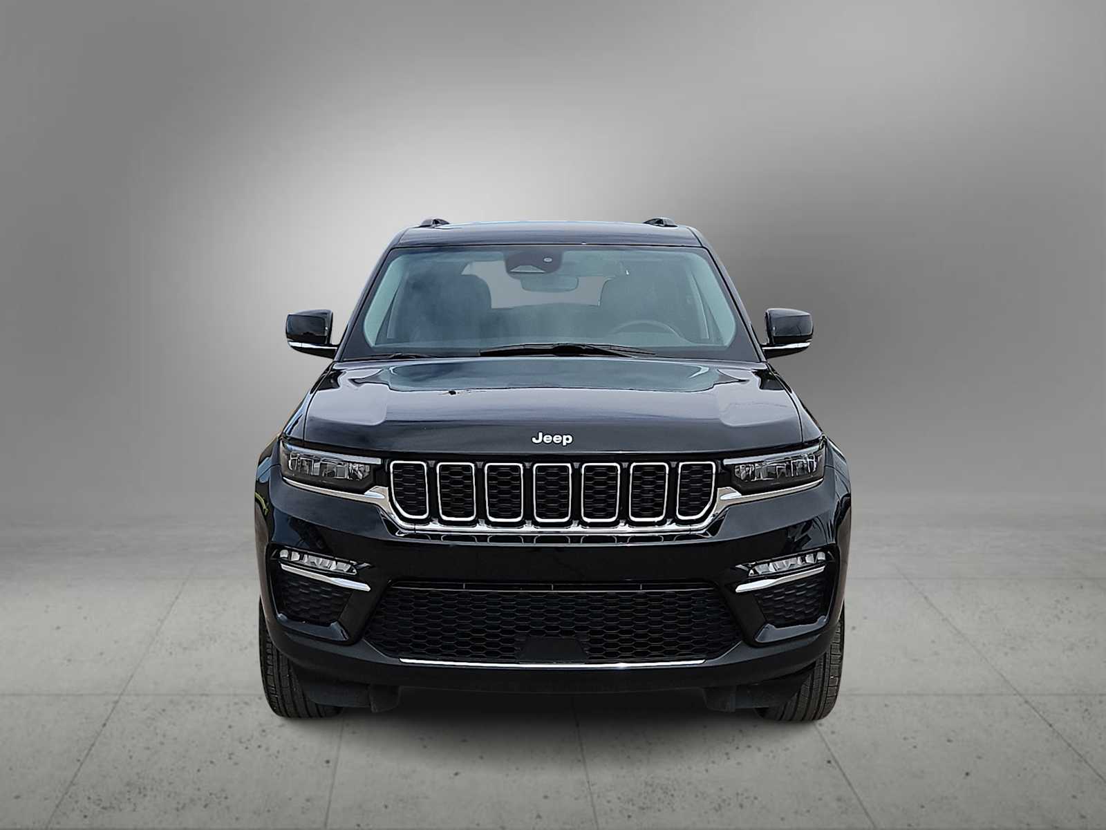 Thumbnail: 2023 Jeep Grand Cherokee - 3
