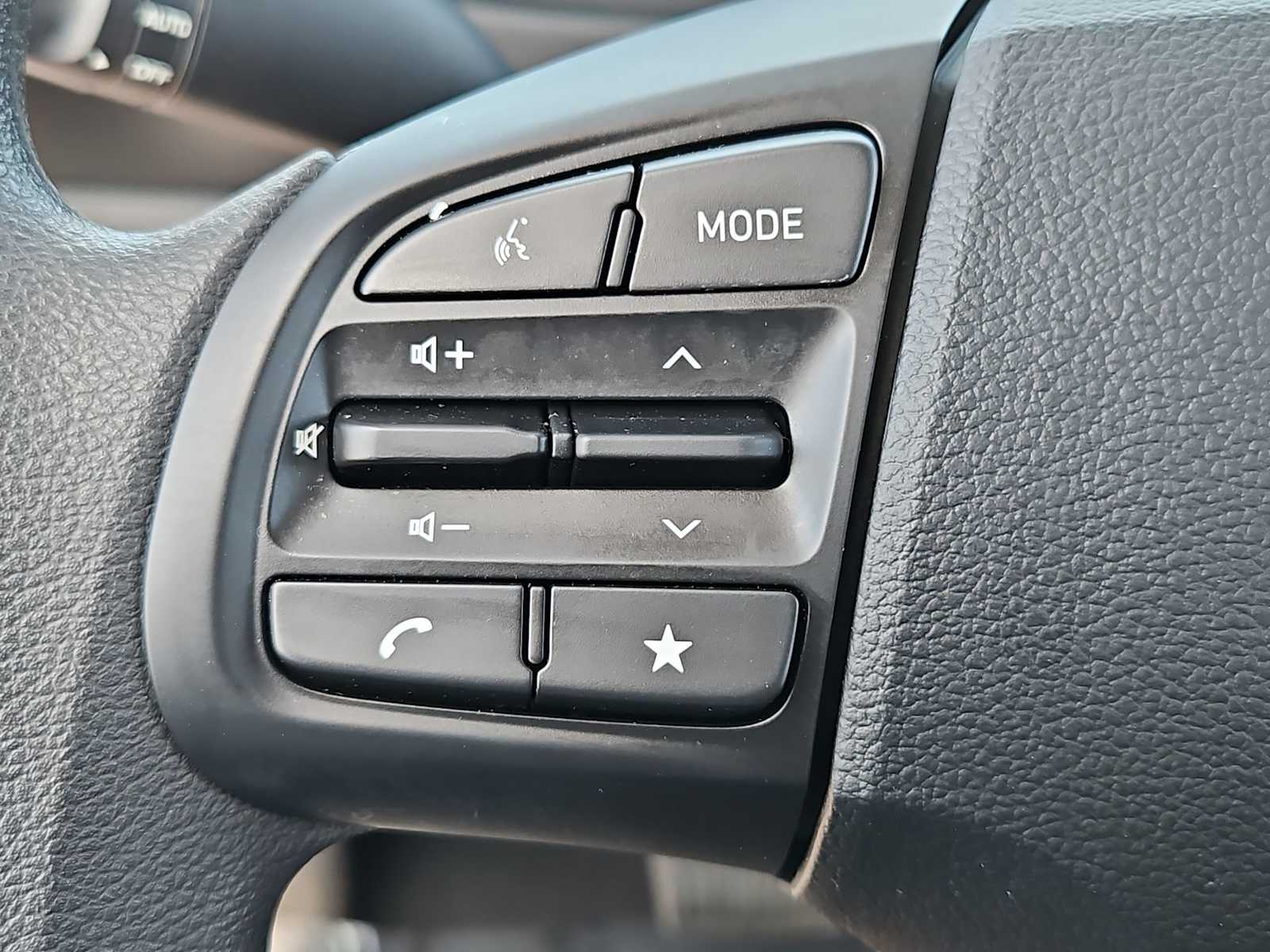 Thumbnail: 2025 Hyundai Venue - 23