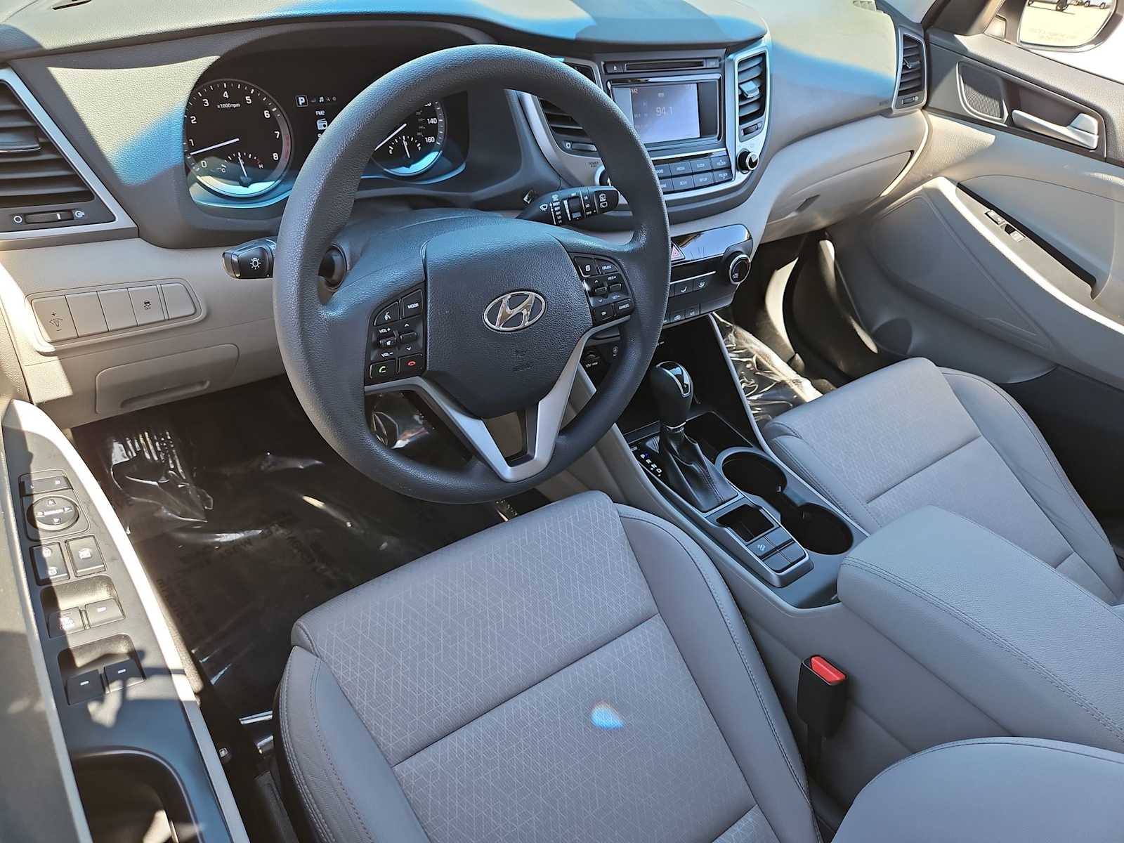 Thumbnail: 2018 Hyundai Tucson - 10