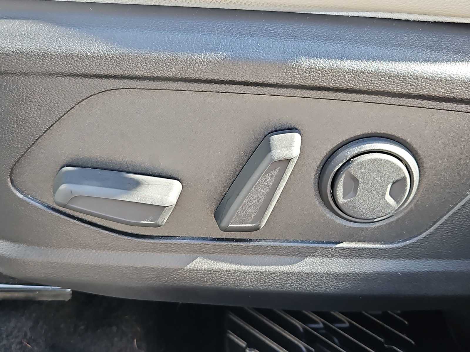 Thumbnail: 2024 Hyundai Tucson - 18