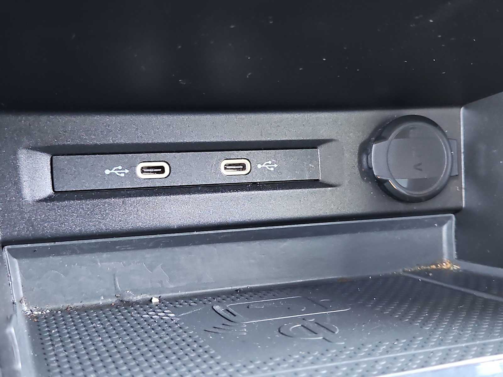 Thumbnail: 2021 Volkswagen Tiguan - 32