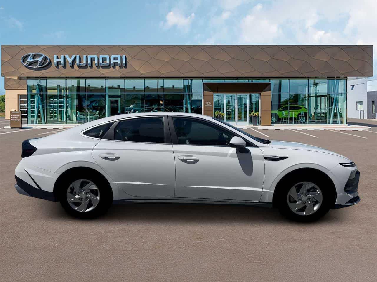 Thumbnail: 2026 Hyundai Sonata - 9
