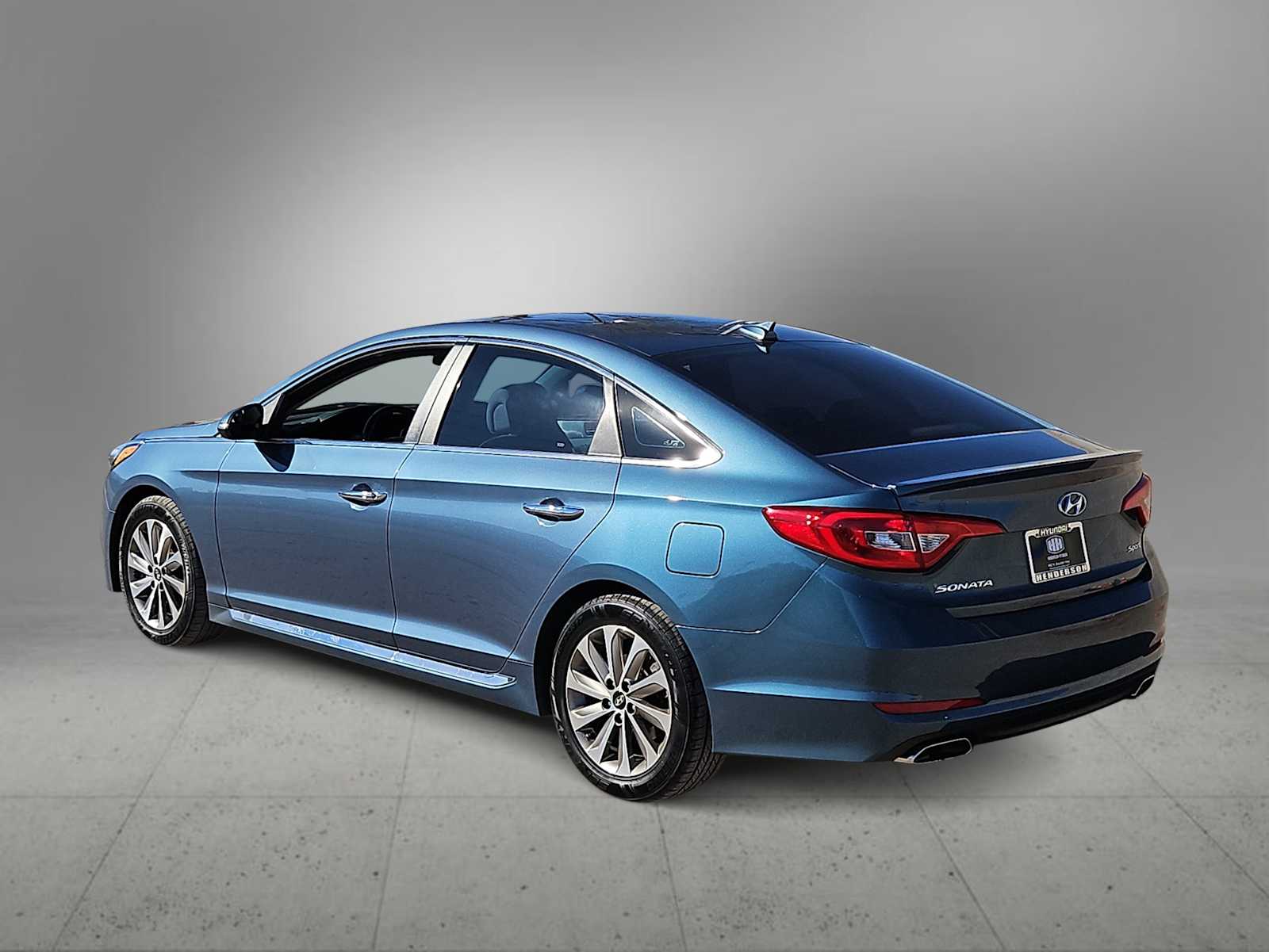 Thumbnail: 2016 Hyundai Sonata - 6