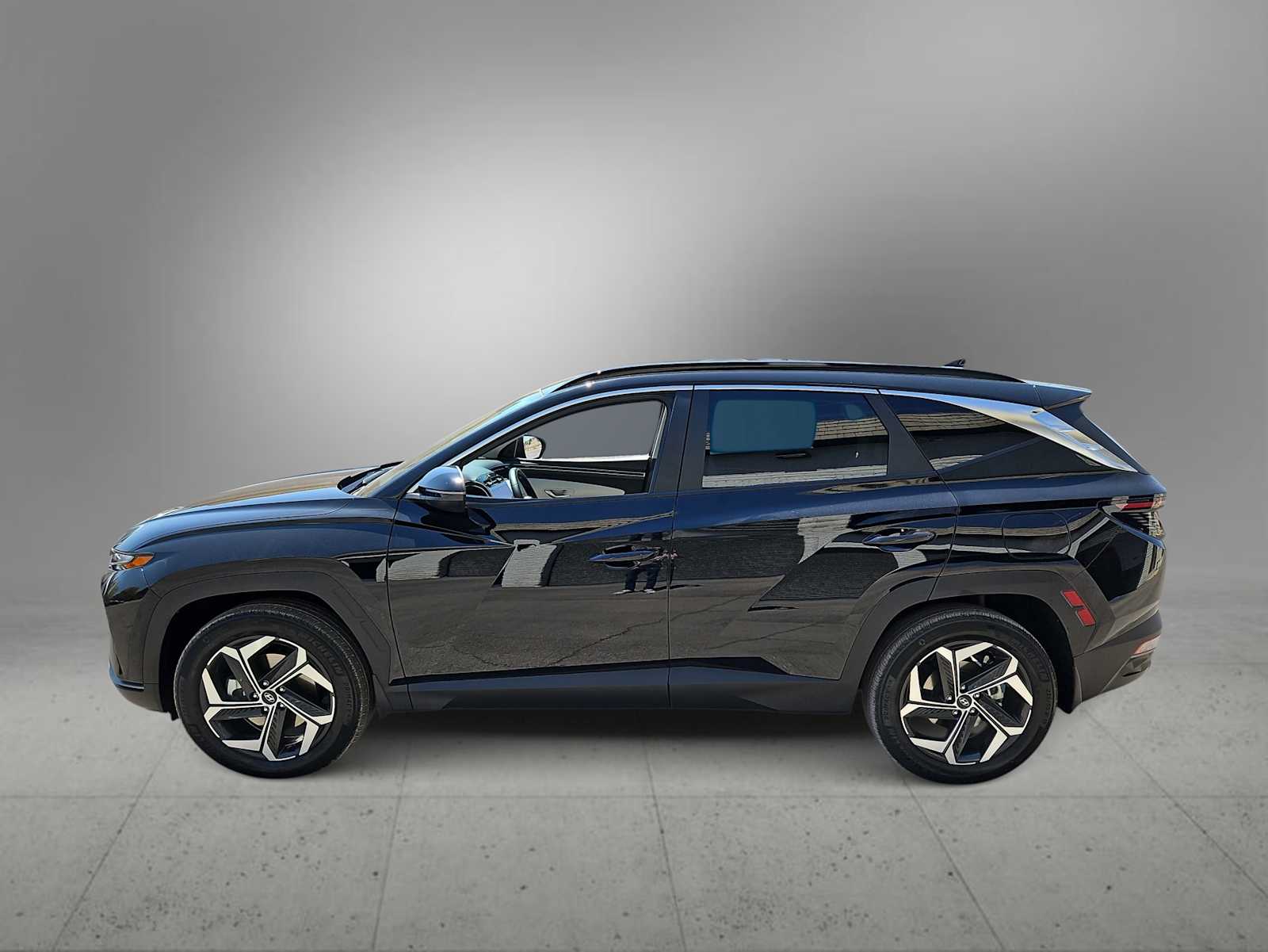 Thumbnail: 2023 Hyundai Tucson - 5