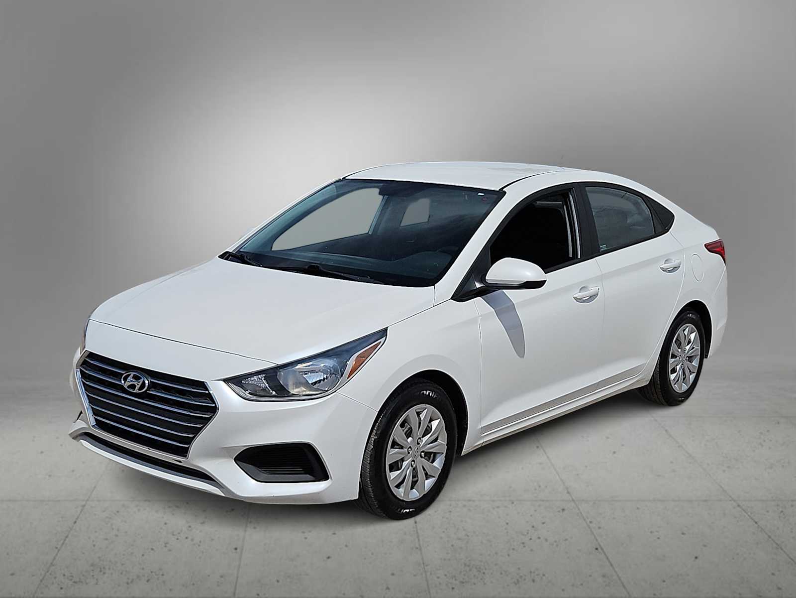 Thumbnail: 2020 Hyundai Accent - 4