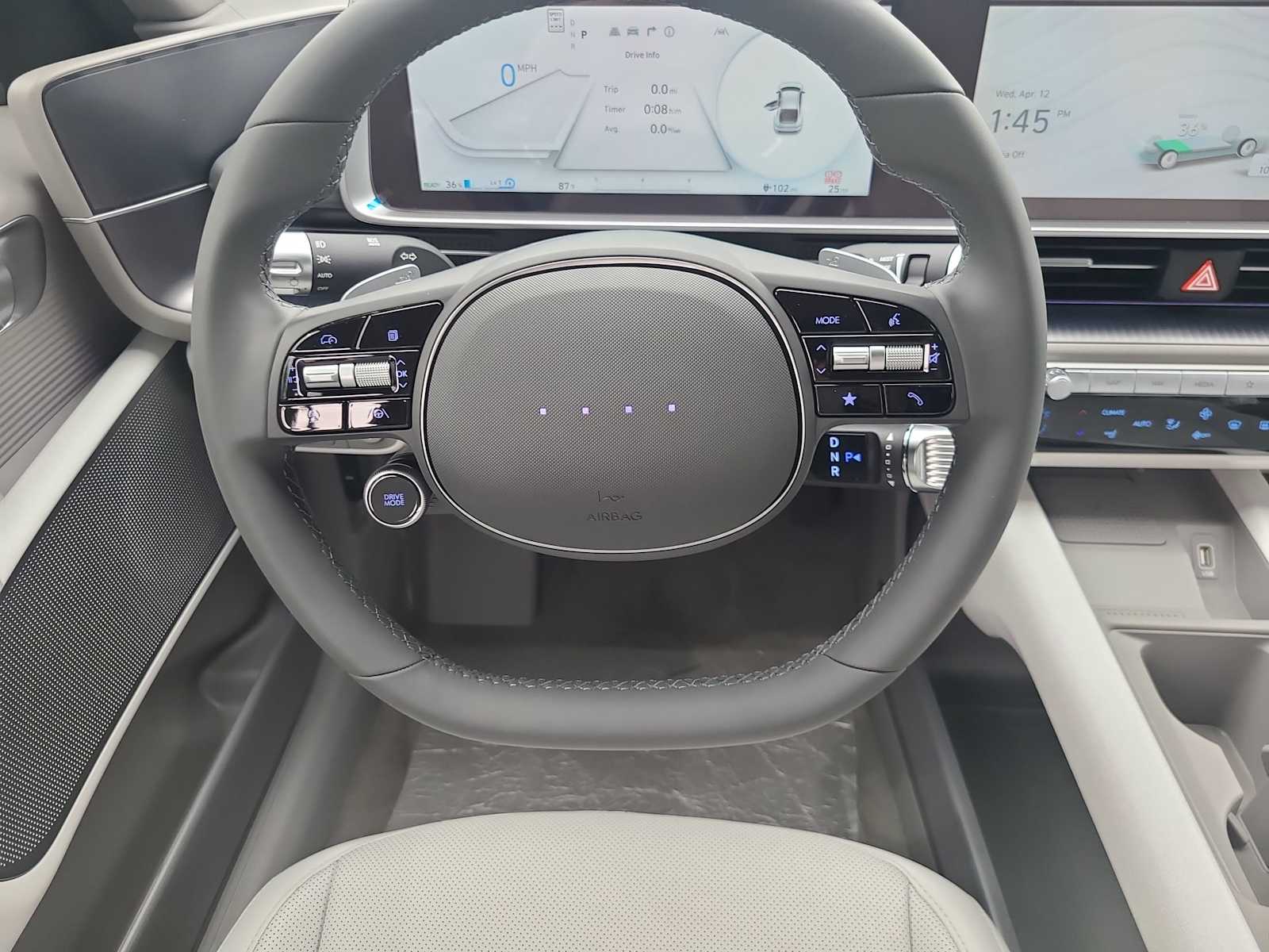 Thumbnail: 2023 Hyundai Ioniq 6 - 22