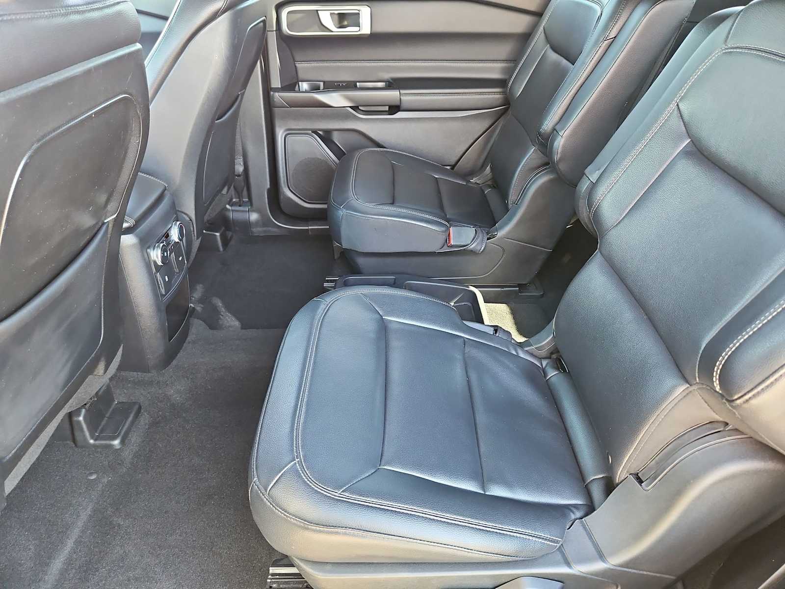 Thumbnail: 2020 Ford Explorer - 20