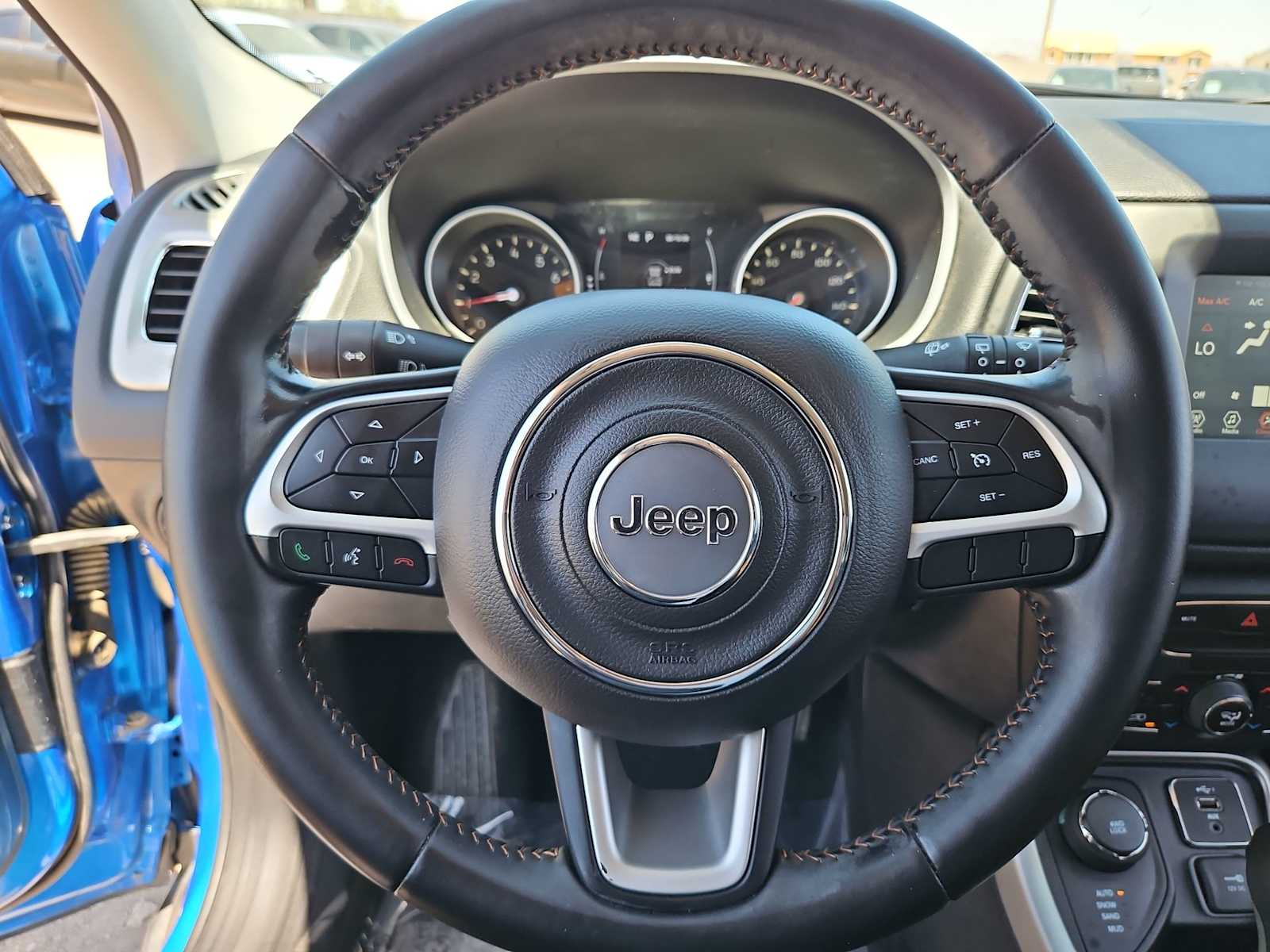 Thumbnail: 2020 Jeep Compass - 22
