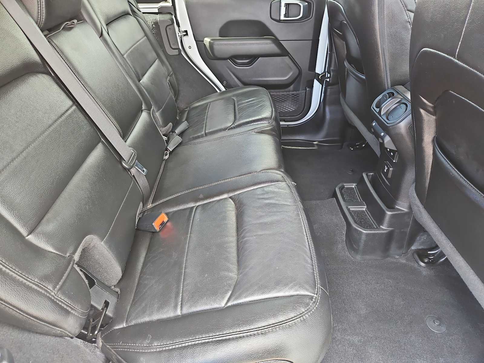 Thumbnail: 2021 Jeep Wrangler - 21