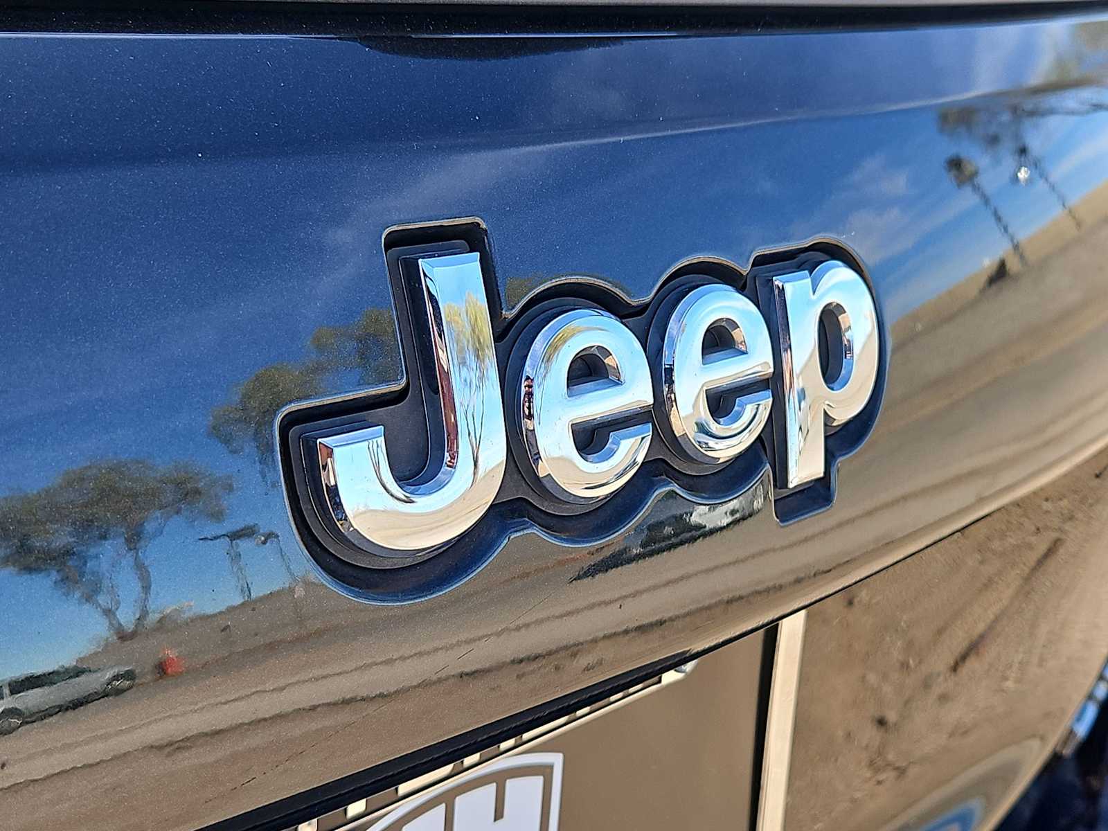 Thumbnail: 2014 Jeep Grand Cherokee - 12