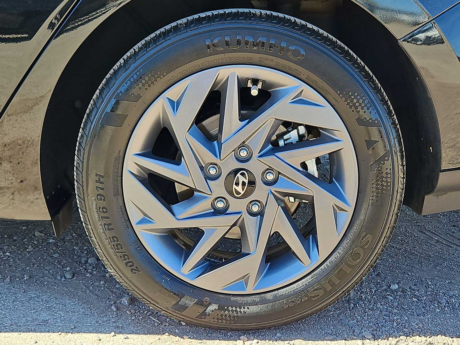 Thumbnail: 2024 Hyundai Elantra - 12