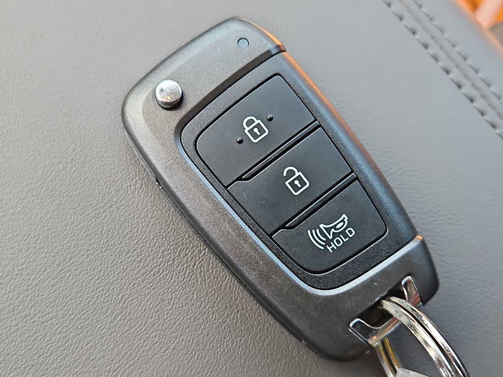 Thumbnail: 2020 Hyundai Santa Fe - 34