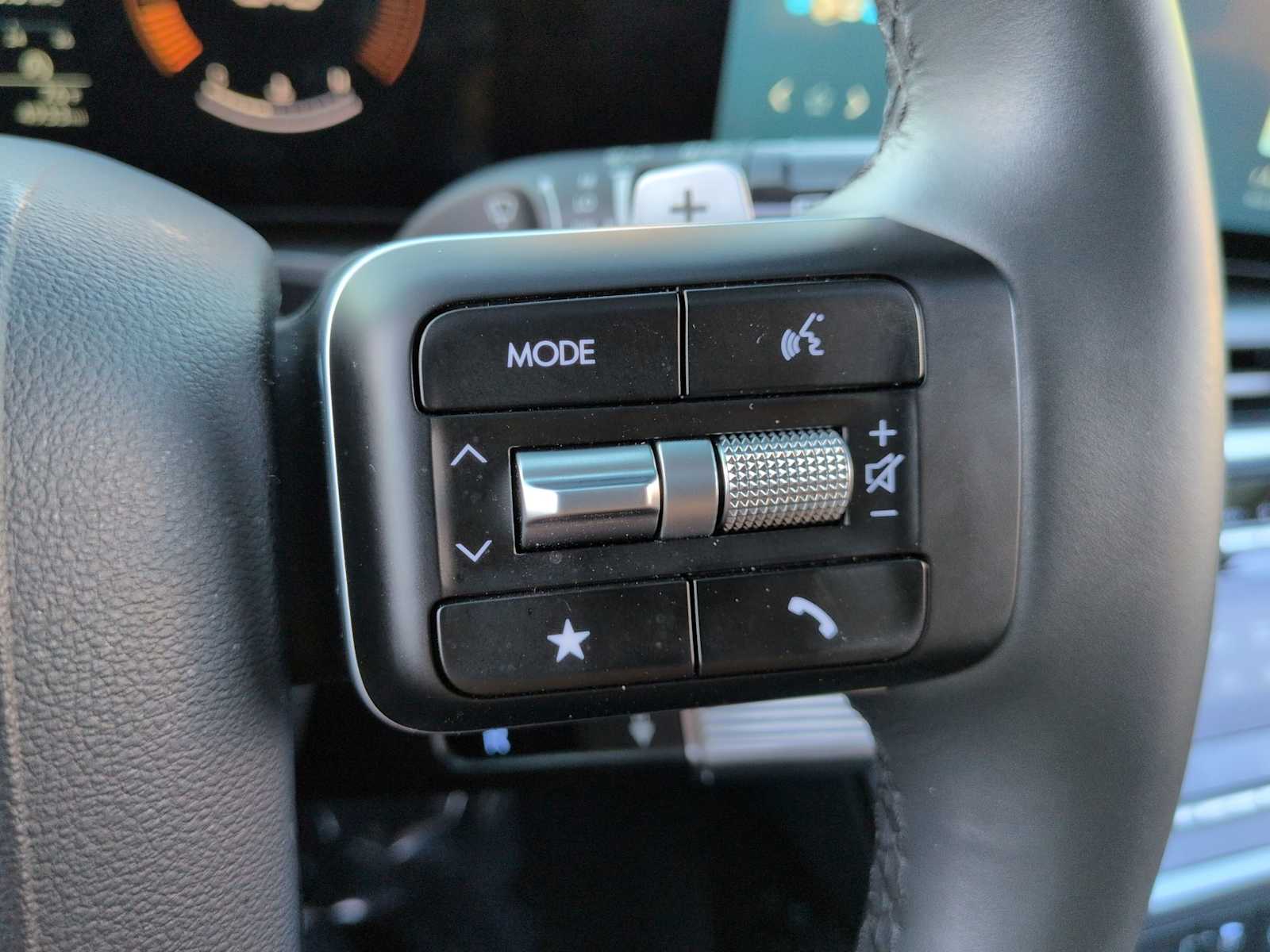 Thumbnail: 2025 Hyundai Santa Fe - 27