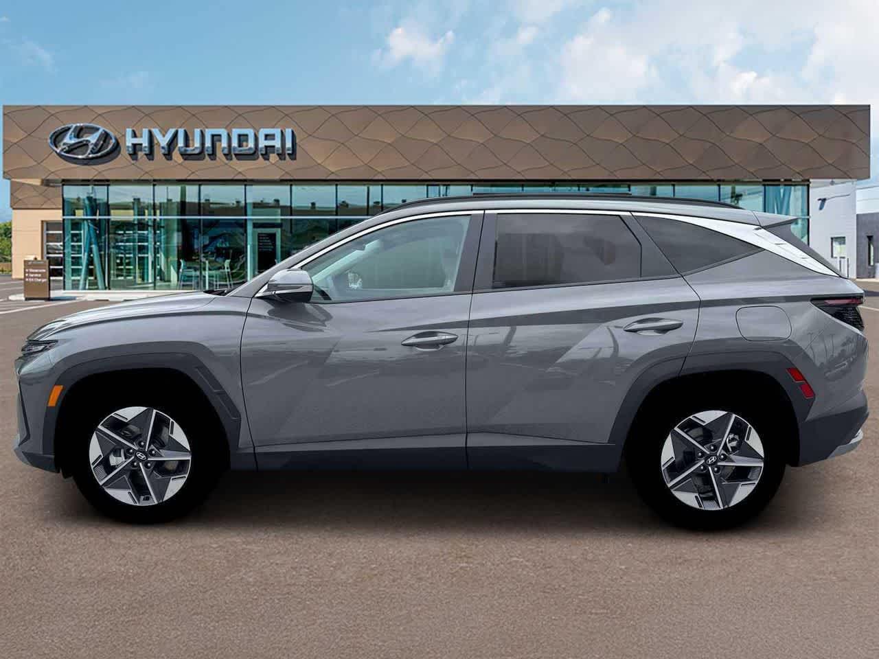 Thumbnail: 2026 Hyundai Tucson - 3