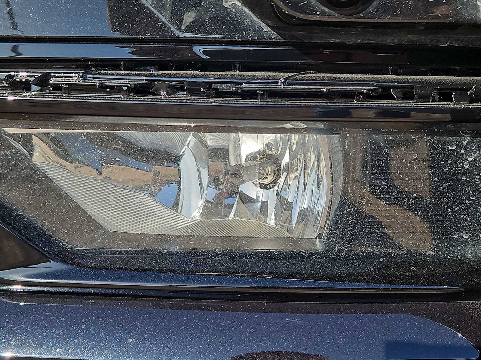 Thumbnail: 2021 Volkswagen Tiguan - 11