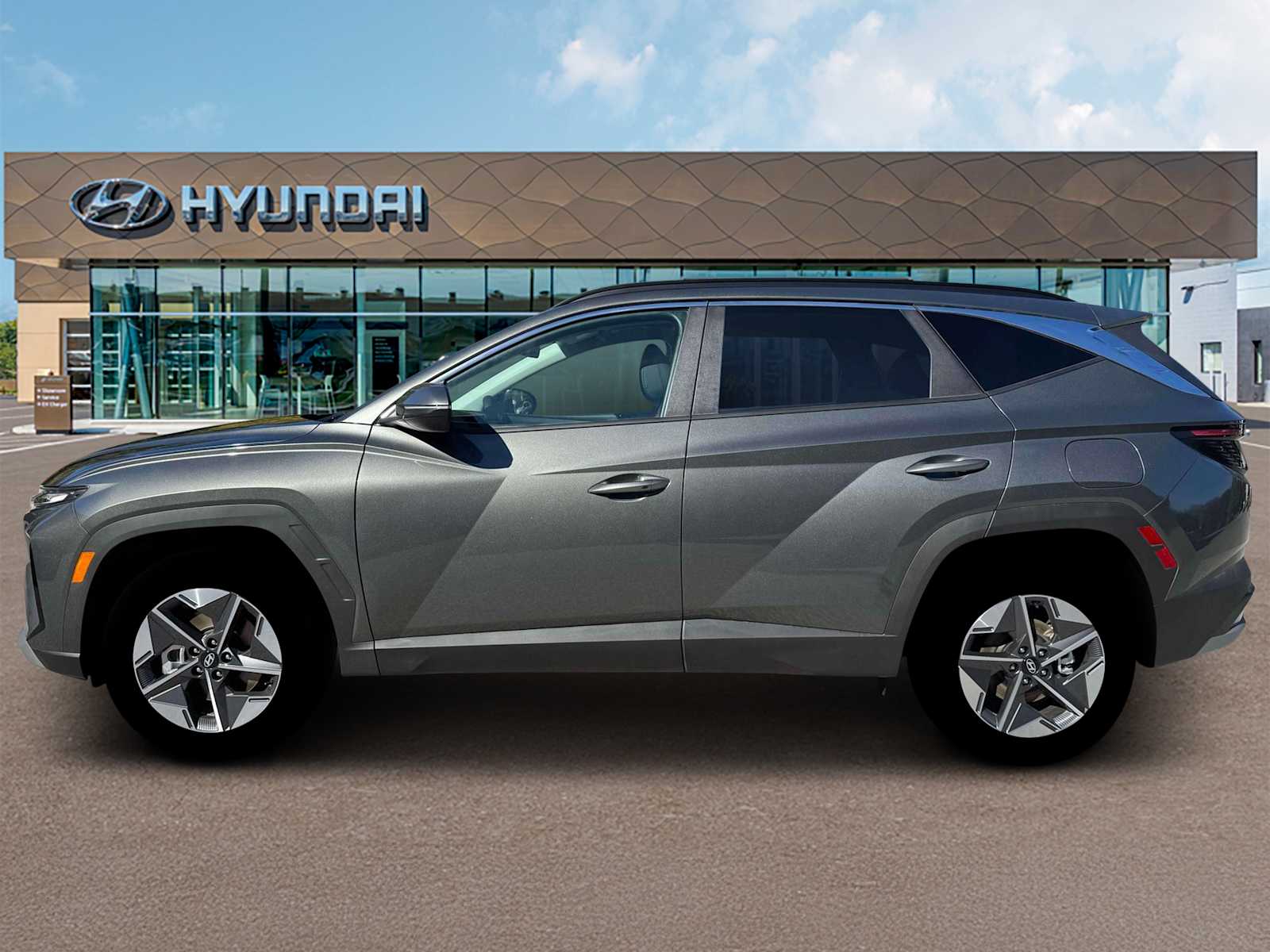 Thumbnail: 2026 Hyundai Tucson - 3