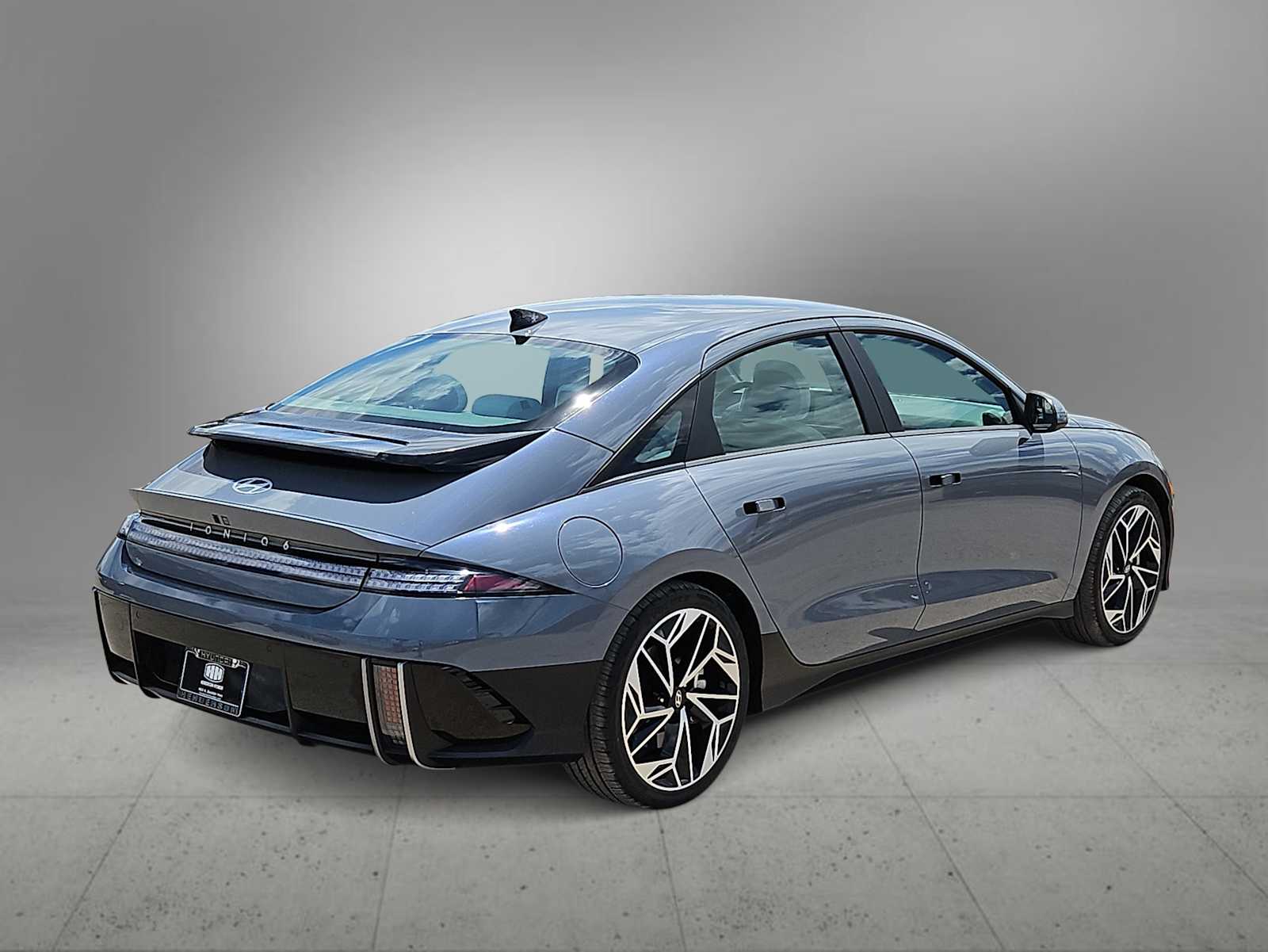 Thumbnail: 2023 Hyundai Ioniq 6 - 8