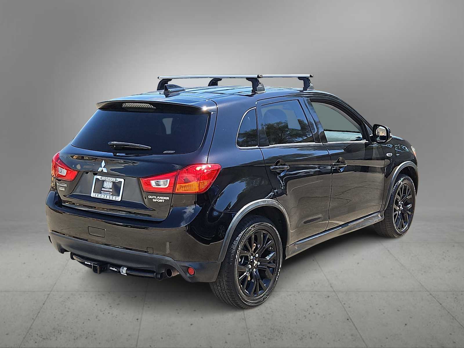 Thumbnail: 2017 Mitsubishi Outlander Sport - 8