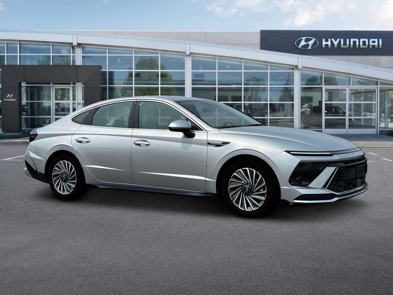 Thumbnail: 2025 Hyundai Sonata - 12