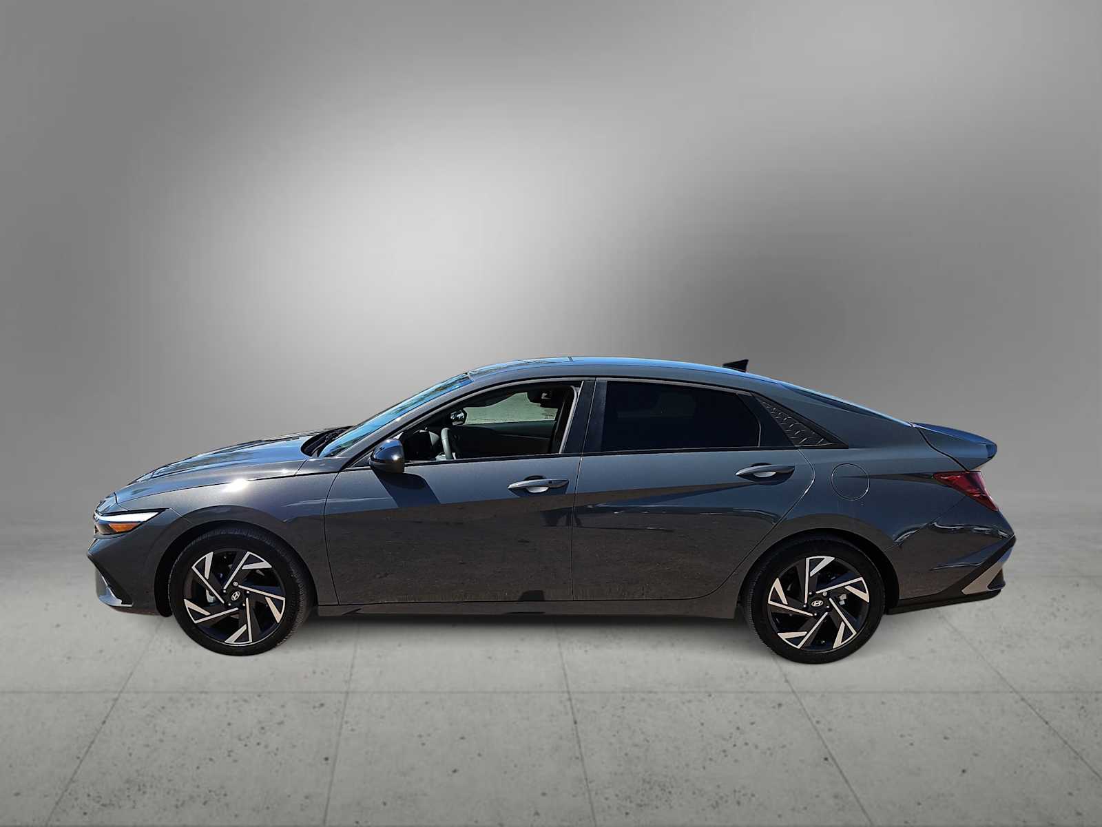 Thumbnail: 2025 Hyundai Elantra - 5