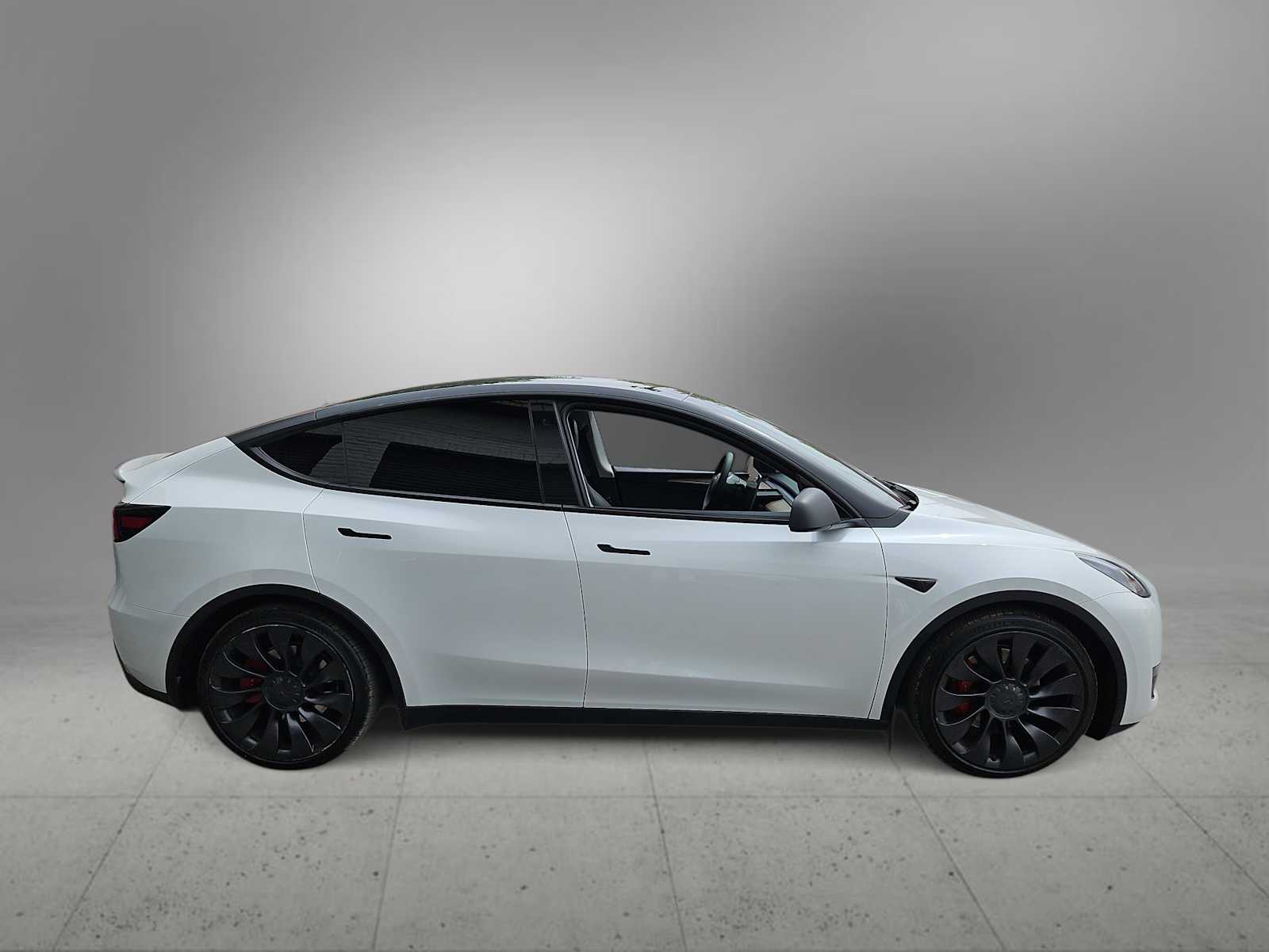 Thumbnail: 2023 Tesla Model Y - 9
