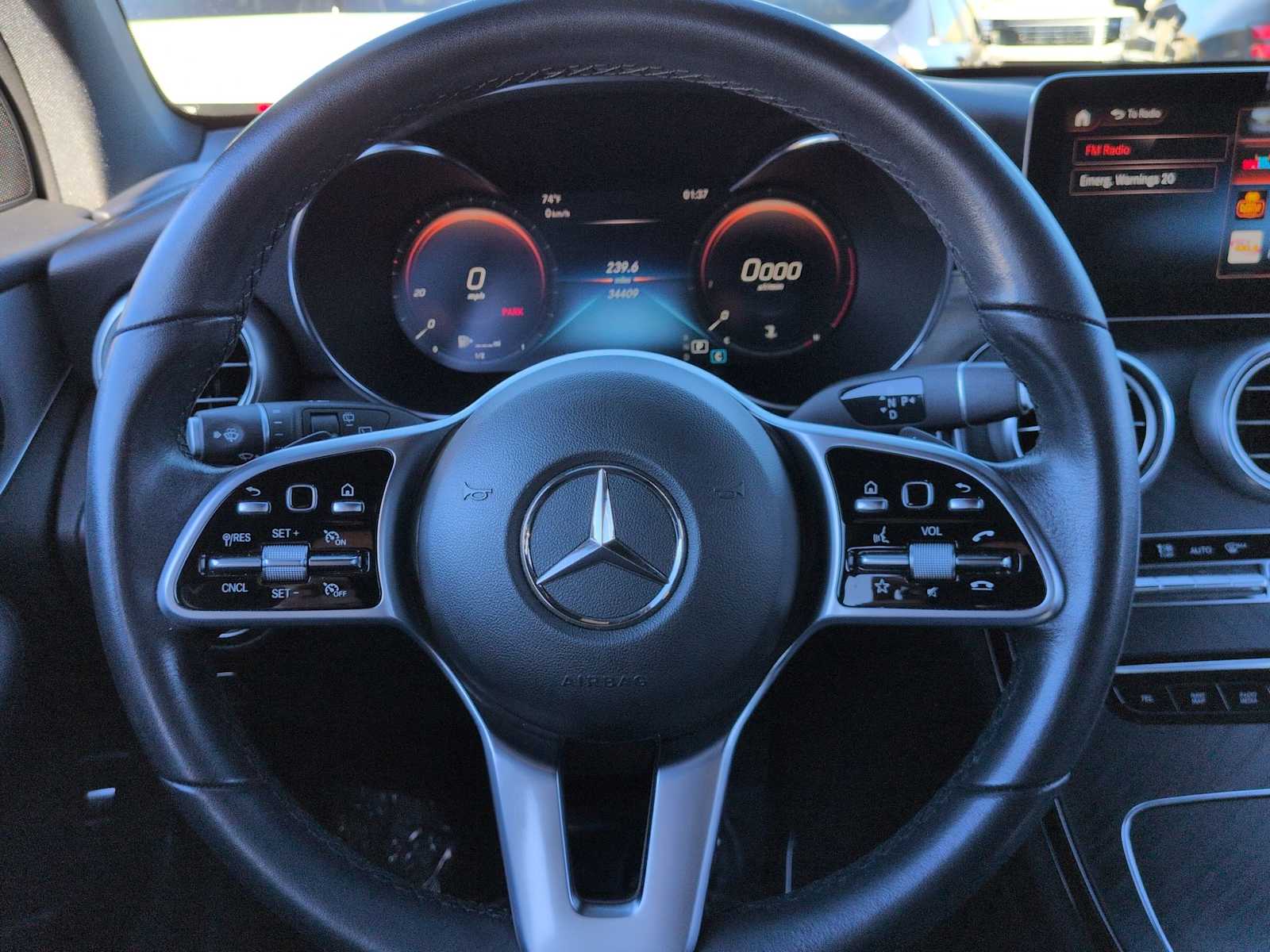 Thumbnail: 2022 Mercedes-Benz GLC - 23