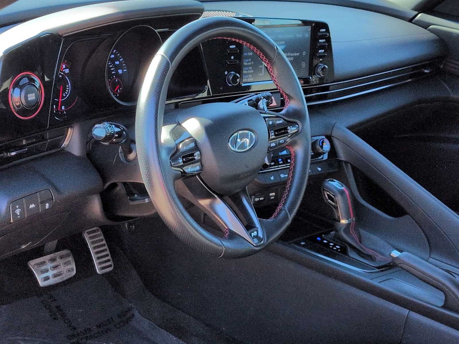 Thumbnail: 2022 Hyundai Elantra - 10