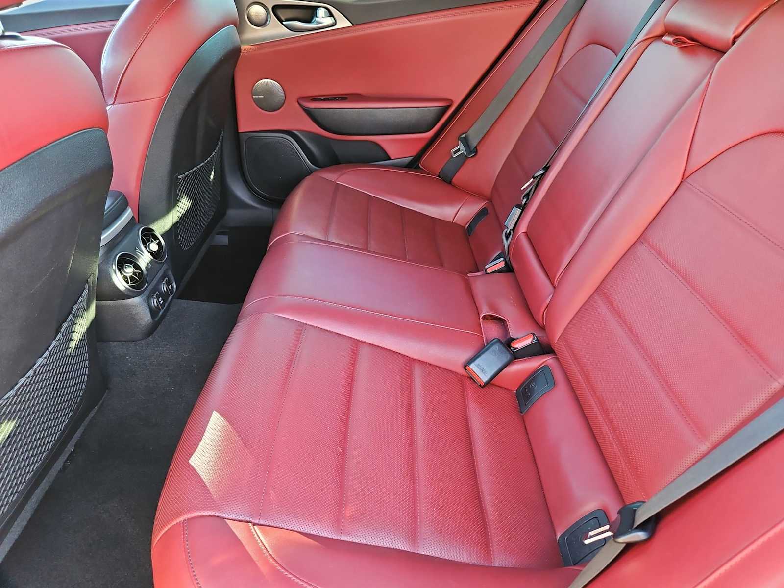 Thumbnail: 2019 Kia Stinger - 20