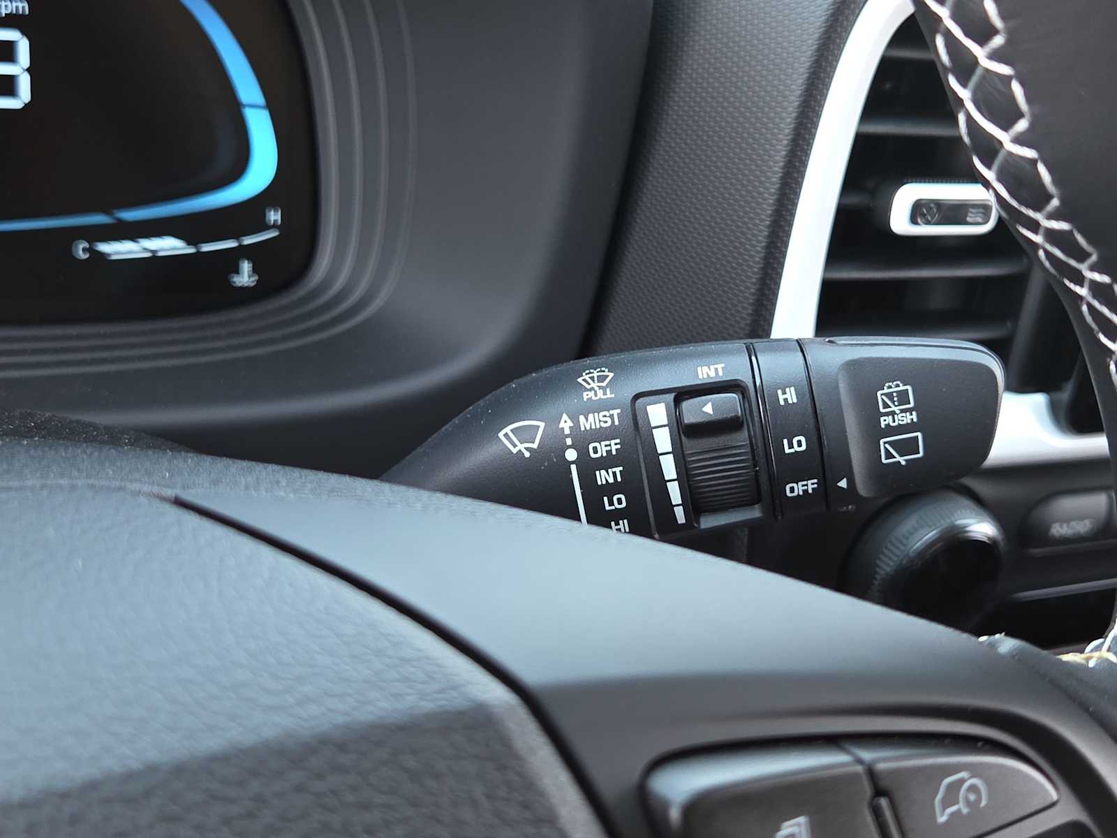 Thumbnail: 2025 Hyundai Venue - 23