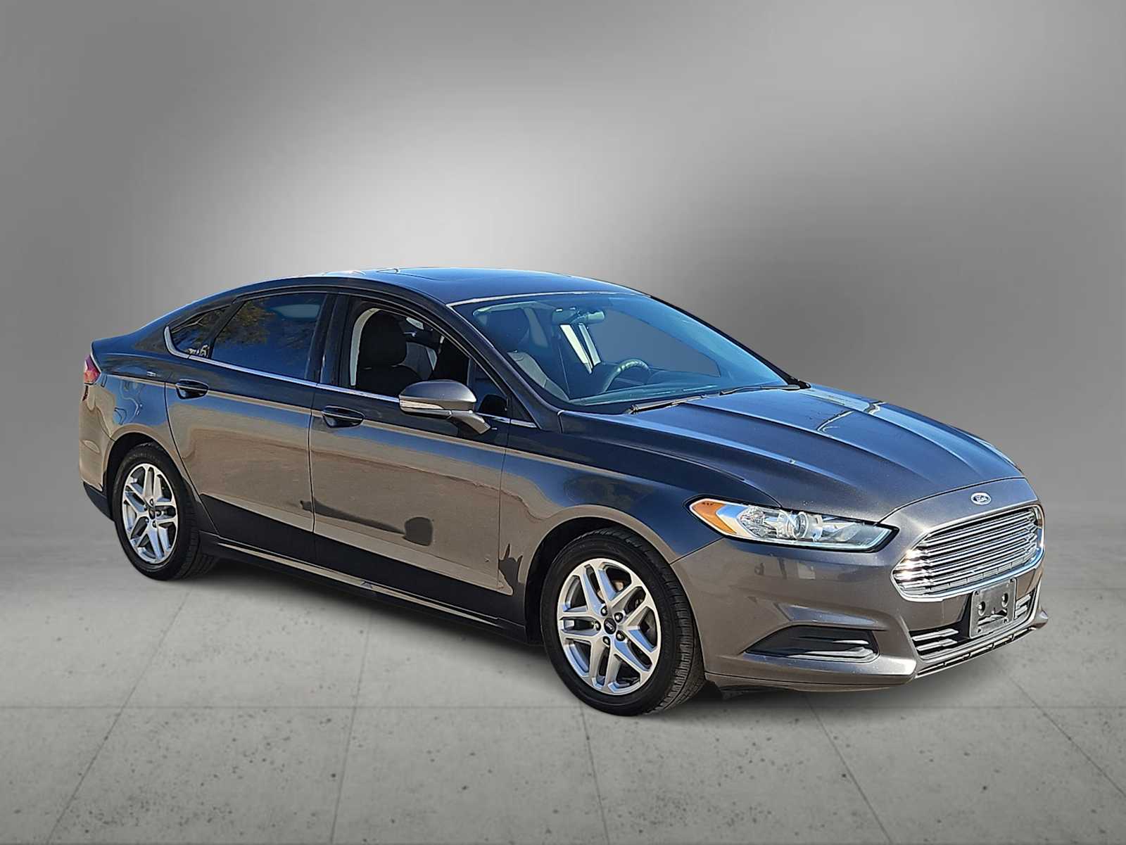 Thumbnail: 2016 Ford Fusion - 2