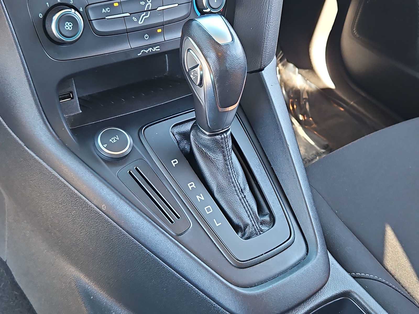 Thumbnail: 2016 Ford Focus - 31