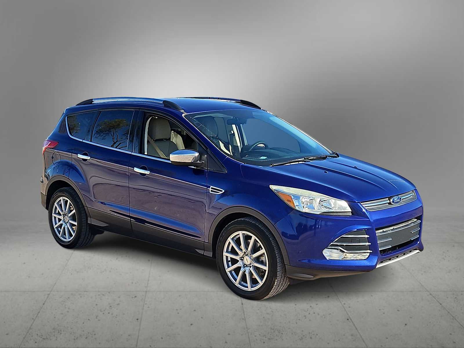 Thumbnail: 2015 Ford Escape - 2